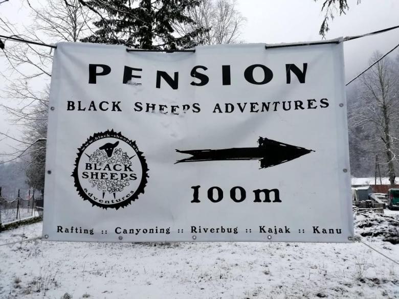 וילדאלפן Penzion Black Sheeps Adventures מראה חיצוני תמונה